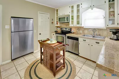 1702 N Vine Street, Victoria, TX 77901 - Photo 7