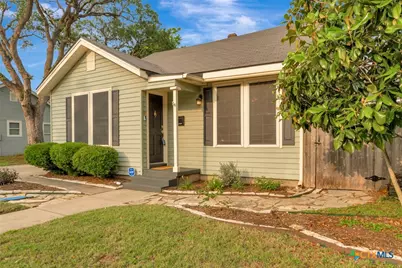 1702 N Vine Street, Victoria, TX 77901 - Photo 1