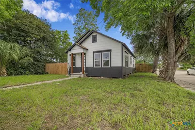 814 S Laurent Street, Victoria, TX 77901 - Photo 3