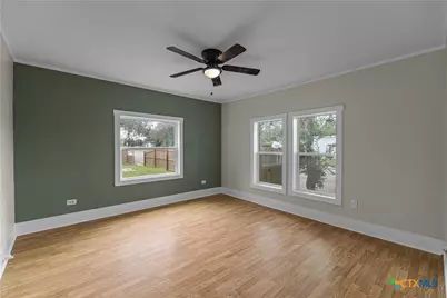 814 S Laurent Street, Victoria, TX 77901 - Photo 13