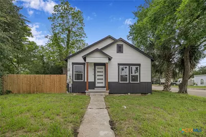 814 S Laurent Street, Victoria, TX 77901 - Photo 1
