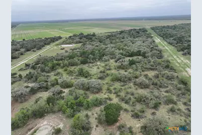 10772 State Highway 111, Edna, TX 77957 - Photo 15