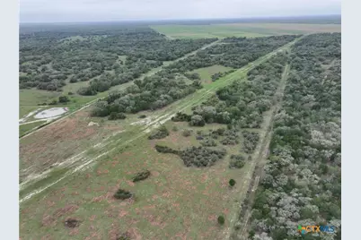 10772 State Highway 111, Edna, TX 77957 - Photo 31