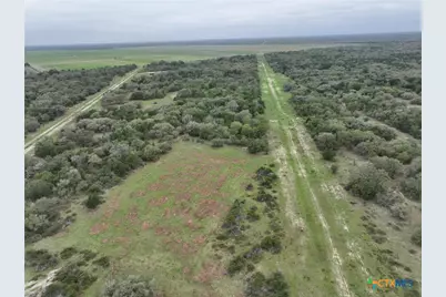 10772 State Highway 111, Edna, TX 77957 - Photo 13
