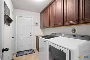 618 S Hudson St, Flatonia, TX 78941 - Photo 27