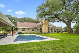 618 S Hudson St, Flatonia, TX 78941 - Photo 7