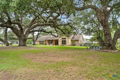 618 S Hudson Street, Flatonia, TX 78941 - Photo 1