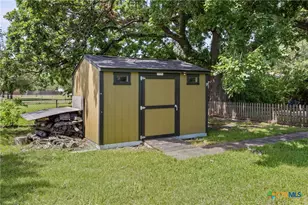 2303 N 15th St, Temple, TX 76501 - Photo 33