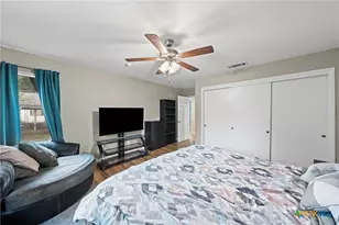 1406 N Penelope St, Belton, TX 76513 - Photo 19