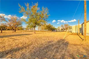 645 Old Luling Rd, Lockhart, TX 78644 - Photo 33
