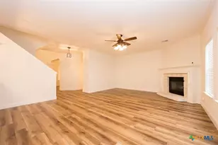 303 Crowfoot Dr, Harker Heights, TX 76548 - Photo 23