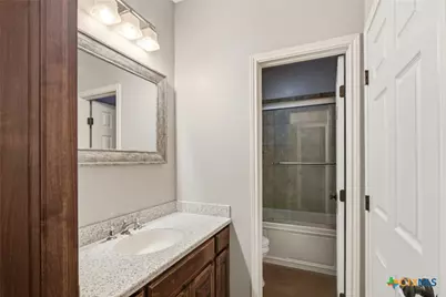 335 County Road 320, Edna, TX 77957 - Photo 27