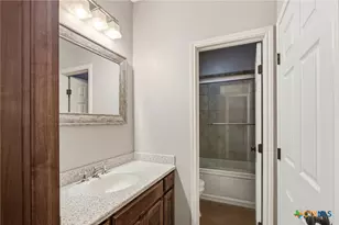 335 Co Rd 320, Edna, TX 77957 - Photo 27