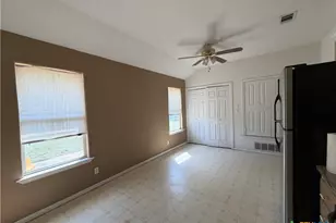 665 Fallen Oak Dr, Bertram, TX 78605 - Photo 3