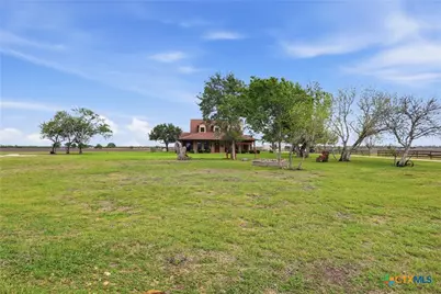 457 & 459 Buentello Road, Victoria, TX 77905 - Photo 33