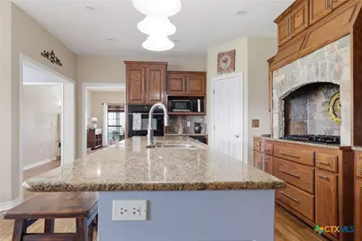457 & 459 Buentello Road, Victoria, TX 77905 - Photo 11