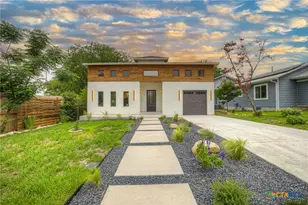 455 S Hackberry Ave, New Braunfels, TX 78130 - Photo 27
