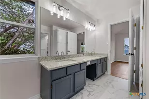 126 Hunter Ridge Rd, San Marcos, TX 78666 - Photo 21