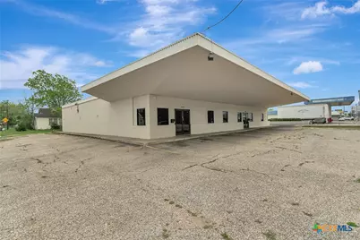 2112 N Navarro Street #A, Victoria, TX 77901 - Photo 1