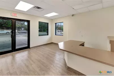 2112 N Navarro Street, Victoria, TX 77901 - Photo 31