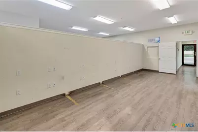 2112 N Navarro Street, Victoria, TX 77901 - Photo 25
