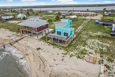 1385 N Ocean Drive, Port Lavaca, TX 77979 - Photo 1