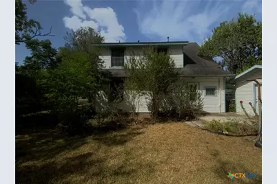 103 E Warren Avenue, Victoria, TX 77901 - Photo 9