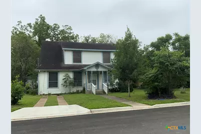 103 E Warren Avenue, Victoria, TX 77901 - Photo 1