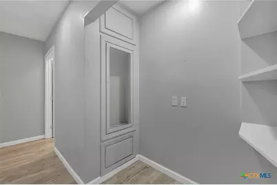 1006 Pecan Street, Floresville, TX 78114 - Photo 25