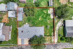 1006 Pecan St, Floresville, TX 78114 - Photo 37