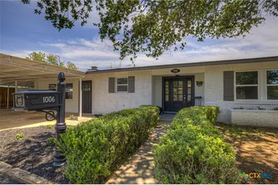 1006 Pecan Street, Floresville, TX 78114 - Photo 3