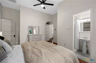 402 N Bordon St, Lorena, TX 76655 - Photo 19