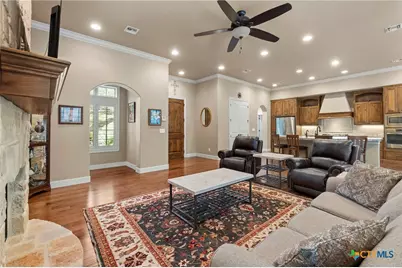 416 Williams Way, New Braunfels, TX 78130 - Photo 5