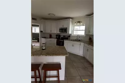 202 Bonham Street, Port Lavaca, TX 77979 - Photo 7