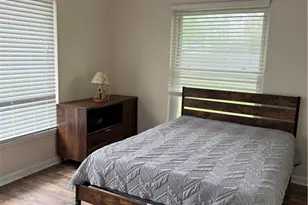 202 Bonham St, Port Lavaca, TX 77979 - Photo 9