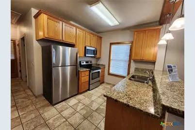 257 E Garza Street, New Braunfels, TX 78130 - Photo 7