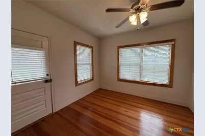 257 E Garza Street, New Braunfels, TX 78130 - Photo 19