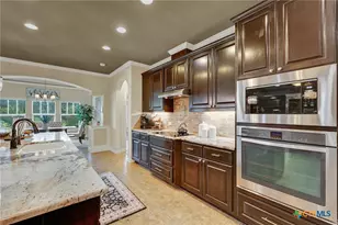 363 Wauford Way, New Braunfels, TX 78132 - Photo 5