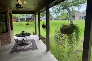 433 Las Brisas Blvd, Seguin, TX 78155 - Photo 33