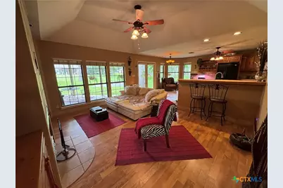 433 Las Brisas Boulevard, Seguin, TX 78155 - Photo 13