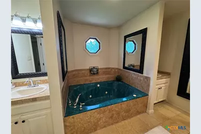 433 Las Brisas Boulevard, Seguin, TX 78155 - Photo 19