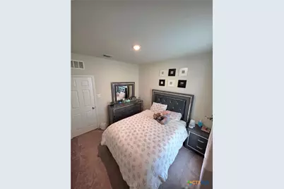350 Bedford Falls Lane, Jarrell, TX 76537 - Photo 17