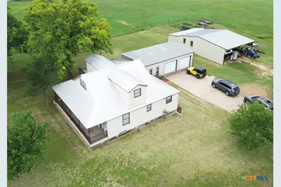 6007 Fm 3233, La Grange, TX 78945 - Photo 1