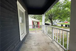 319/321 N 4th St, Temple, TX 76501 - Photo 3