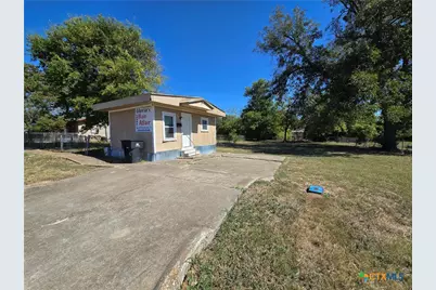 211 S 10th Street, Temple, TX 76501 - Photo 7