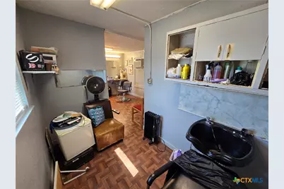 211 S 10th Street, Temple, TX 76501 - Photo 3