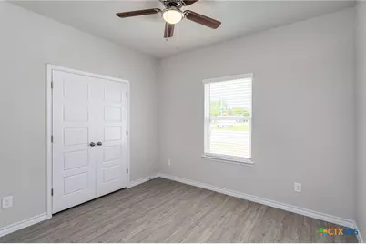 404 Trefger Street, Seguin, TX 78155 - Photo 11