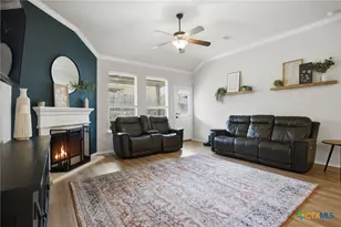 6321 Iris Run, New Braunfels, TX 78132 - Photo 3