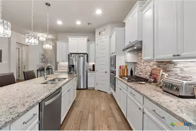 274 Sigel Avenue, New Braunfels, TX 78132 - Photo 13