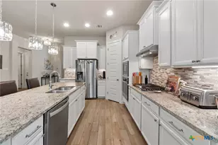 274 Sigel Ave, New Braunfels, TX 78132 - Photo 13